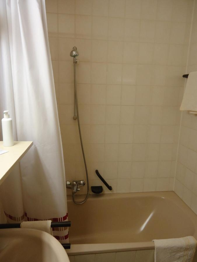 Enjoyhotel Garni Korntal Stuttgart B&B Parkplatz Sprinter Dış mekan fotoğraf