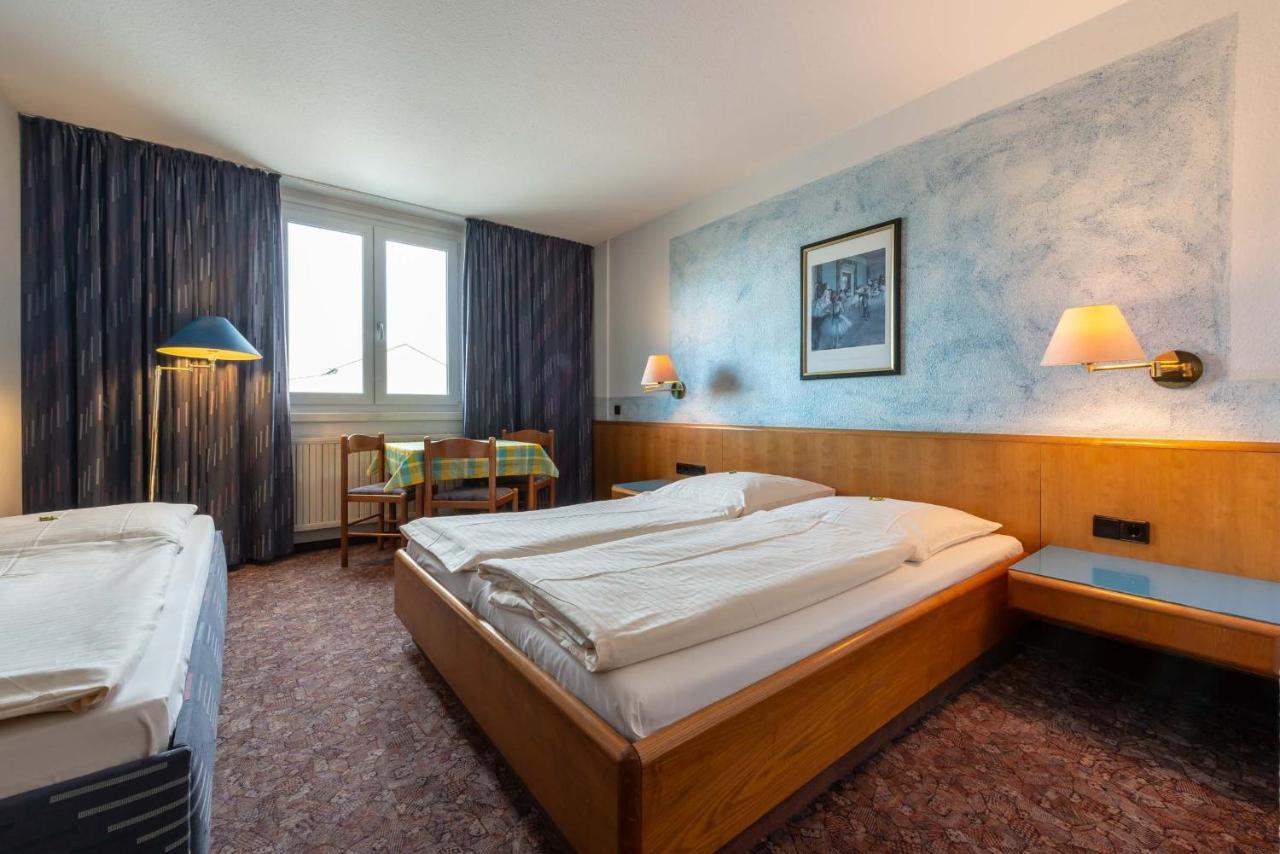 Enjoyhotel Garni Korntal Stuttgart B&B Parkplatz Sprinter Dış mekan fotoğraf